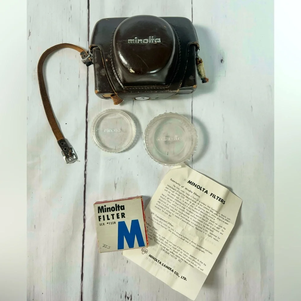 Minolta Hi-Matic 7 Rangefinder Film Camera w/ Rokkor-PF 45mm f/1.8 Lens & Case *